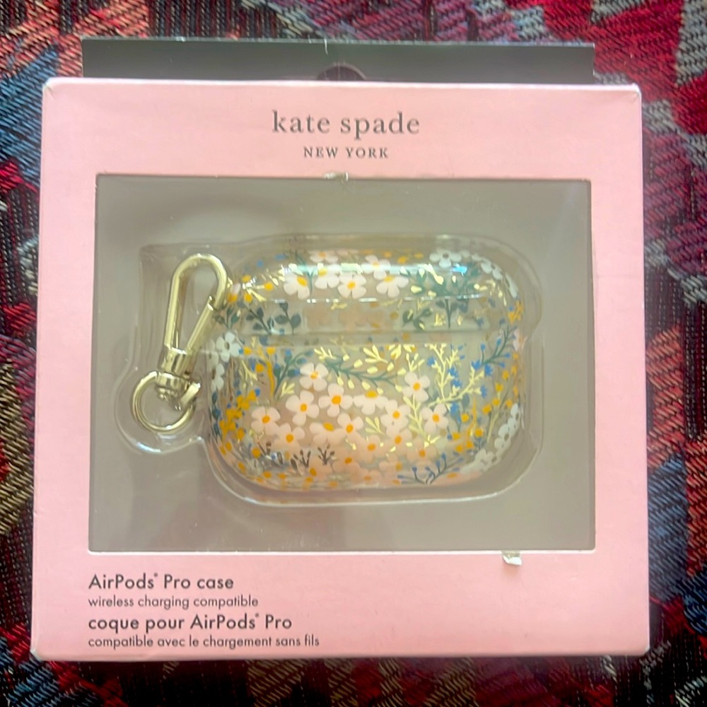Brand new Kate Spade earbud case